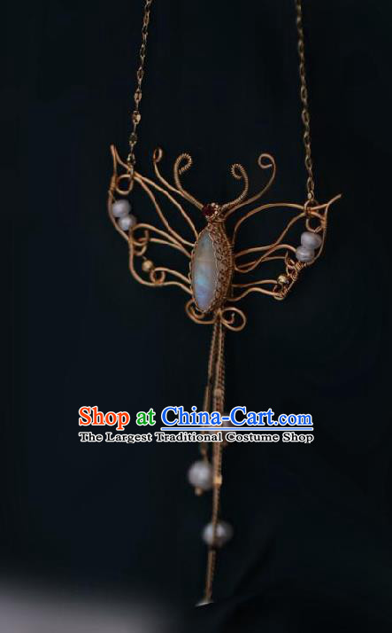 Chinese Traditional Ming Dynasty Moonstone Butterfly Necklace Handmade Ancient Princess Necklet Accessories for Women