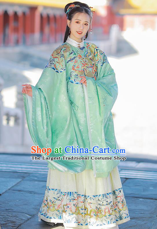 Chinese Ming Dynasty Princess Green Blouse and Skirt Traditional Ancient Court Infanta Costumes for Women