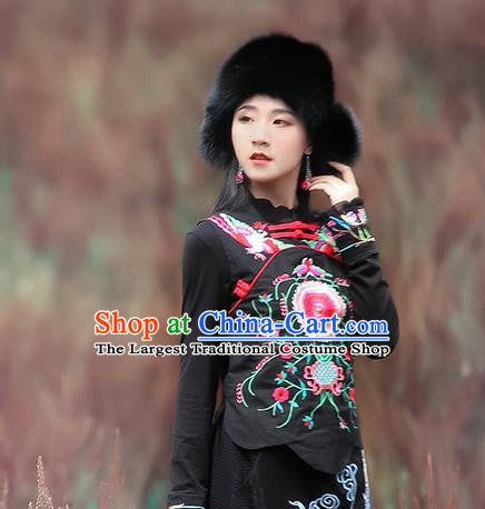 Chinese Traditional Embroidered Black Waistcoat National Upper Outer Garment Tang Suit Costume for Women