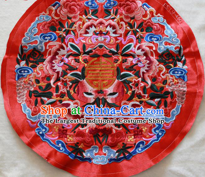 Chinese Traditional Embroidered Bats Red Round Patch Embroidery Craft Embroidering Accessories