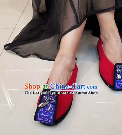 Traditional Chinese Handmade Silver Tassel Red Shoes Yunnan National Shoes Embroidered Sandal for Women