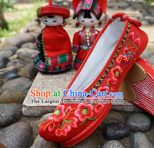 Traditional Chinese Wedding Embroidered Plum Red Shoes National Ethnic Shoes Hanfu Shoes for Women