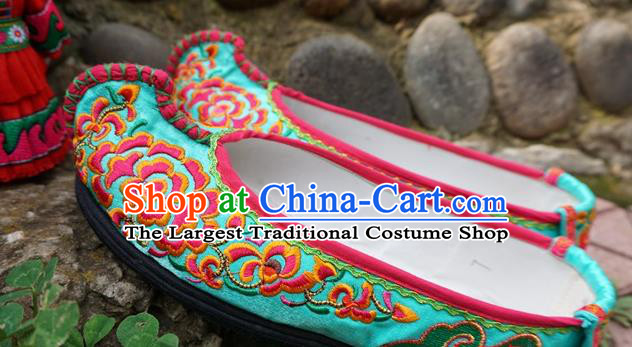 Traditional Chinese Embroidered Peony Green Shoes National Ethnic Wedding Shoes Hanfu Shoes for Women