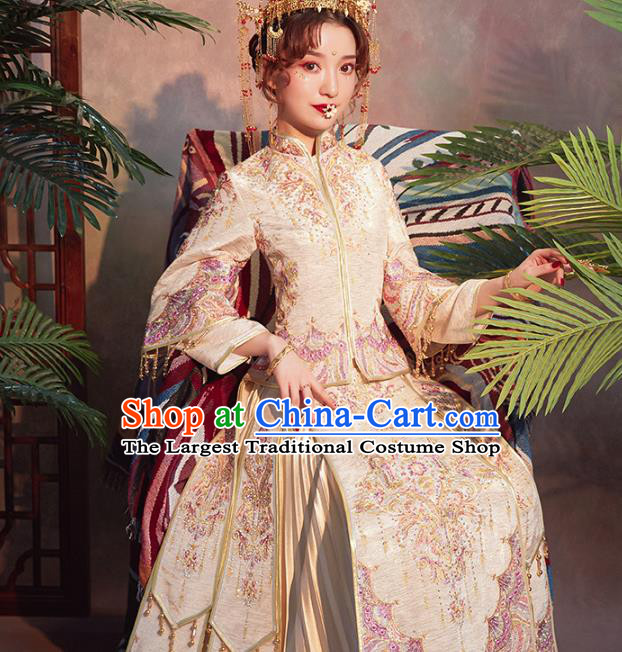 Chinese Traditional Embroidered Drilling Champagne Xiuhe Suits Wedding Dress Ancient Bride Costume for Women