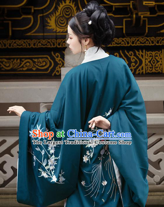 Chinese Traditional Ming Dynasty Duchess Historical Costume Ancient Countess Embroidered Blue Cape for Women