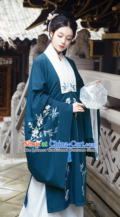 Chinese Traditional Ming Dynasty Duchess Historical Costume Ancient Countess Embroidered Blue Cape for Women