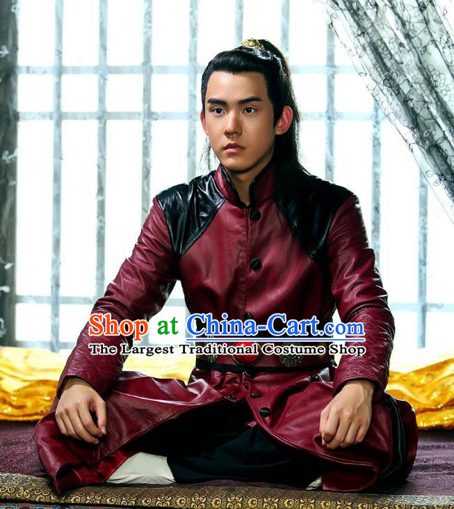 Chinese Ancient Young Swordsman Clothing Historical Drama Devastating Beauty Costume and Headpiece for Men