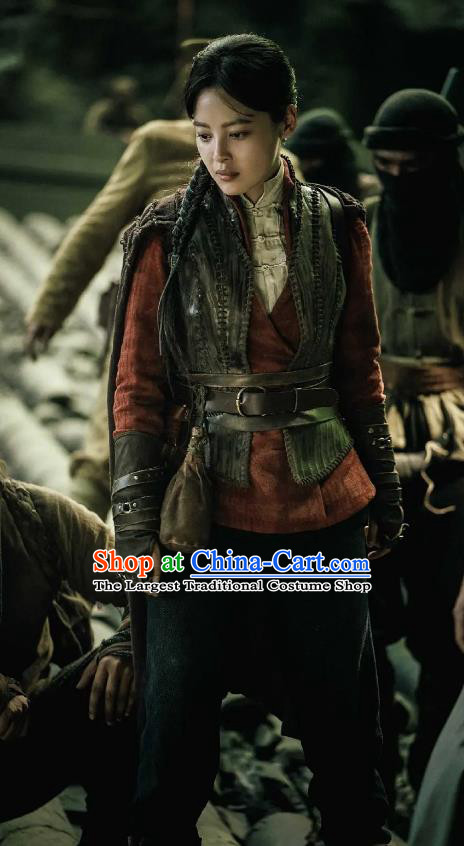 Chinese Drama Xin Zhilei Candle in The Tomb The Wrath of Time Grave Robber Lady Red Costume and Headpiece for Women