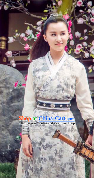 Chinese Historical Drama A Step Into The Past Ancient Swordsman Wu Tingfang Costume and Headpiece for Women