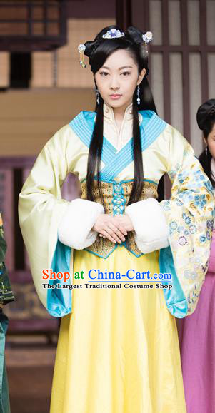 Chinese Historical Drama The Eternal Love Ancient Princess Qu Pan Er Costume and Headpiece for Women