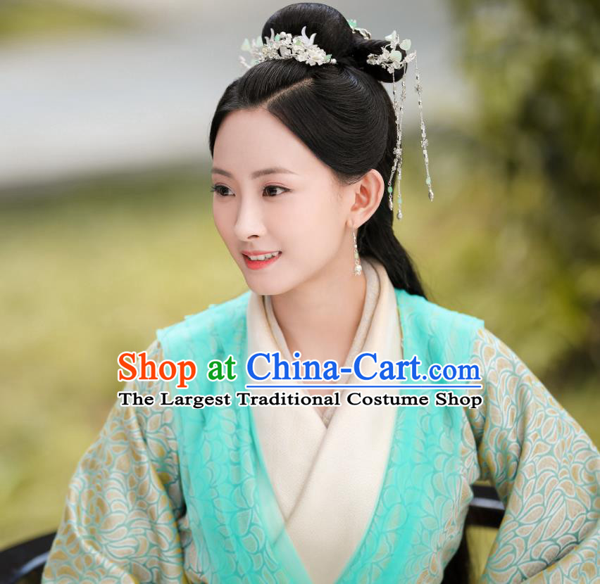 Chinese Ancient Noble Lady Sun Yali Historical Drama Princess Silver Costume and Headpiece for Women