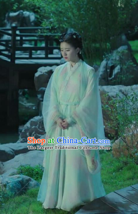 Chinese Drama Love Better Than Immortality Ancient Female Swordsman Chun Hua Historical Costume and Headpiece for Women