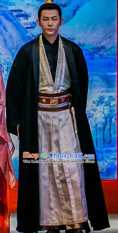 Chinese Ancient Emperor Drama Mengfei Comes Across Wen Lou Costumes and Golden Hair Crown