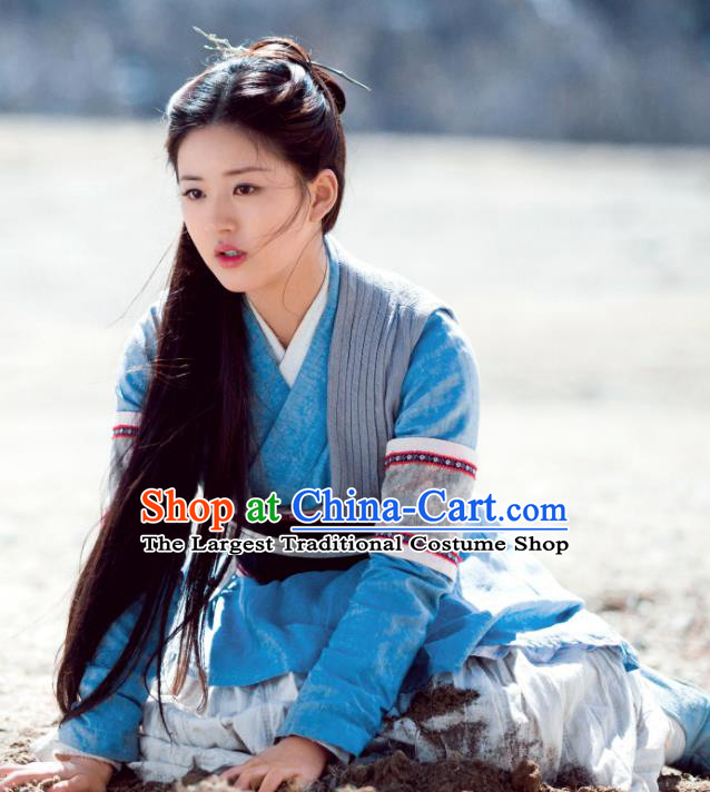 Chinese Ancient Swordswoman Dress and Hairpin Historical Drama Love of Thousand Years Across A Man Hanfu Costumes