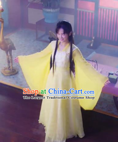 Chinese Ancient Nobility Lady Lin Luojing Yellow Dress Historical Drama Jueshi Qianjin Costume and Headpiece for Women