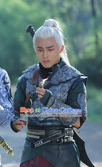 Chinese Ancient Young Swordsman Tie Lang Clothing and Jade Hairpin Drama The Taosim Crandmaster Apparel and Headwear