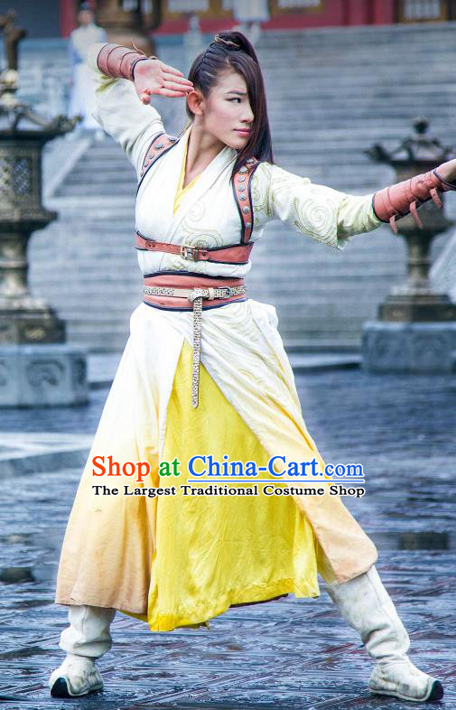 Chinese Ancient Demon Swordsman Costume Historical Drama The Taosim Crandmaster Dress and Headwear