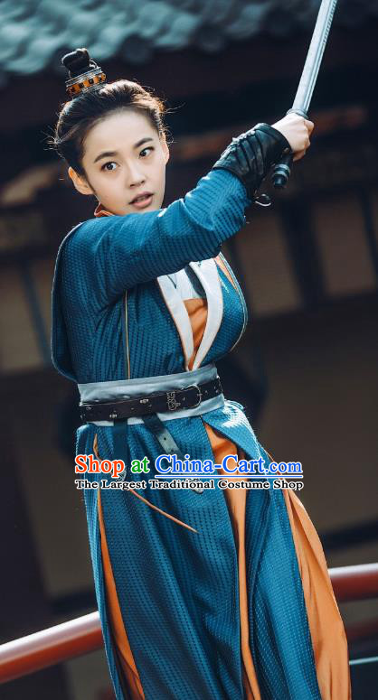 Chinese Ancient Female Swordsman Historical Costumes and Headwear Drama Tang Dynasty Tour Li Anlan Blue Dress