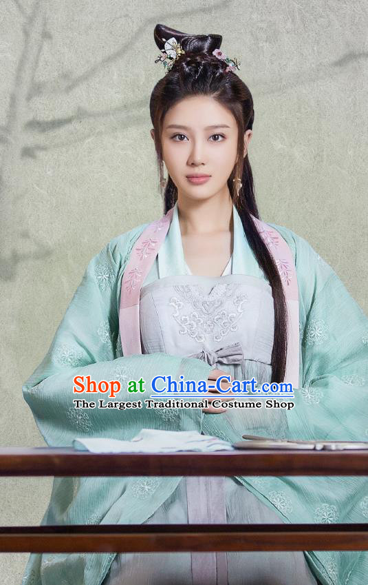 Chinese Ancient Patrician Lady Historical Costumes and Headpieces Drama Tang Dynasty Tour Lu Xinyue Dresses