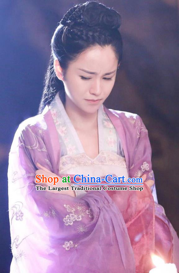 Chinese Ancient Historical Costumes Drama Princess at Large Noble Lady Ji Xinyan Purple Hanfu Dress and Hair Accessories