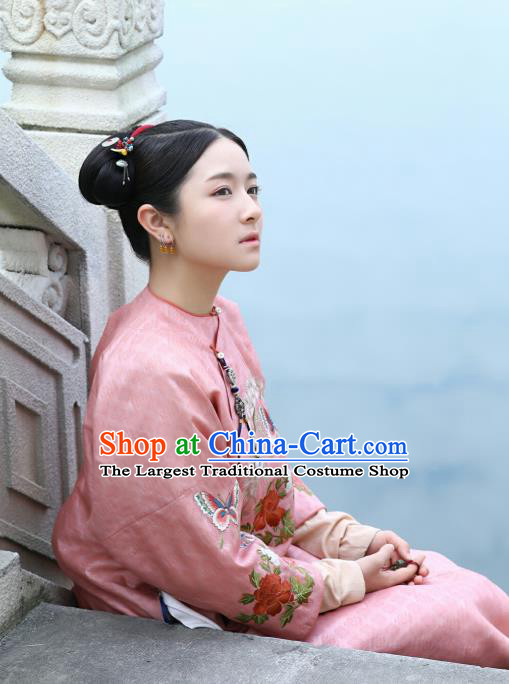 Chinese Ancient Garment Manchu Lady Pink Qipao Dress and Headwear Drama Dreaming Back to the Qing Dynasty Court Maid Ming Wei Apparels Costumes