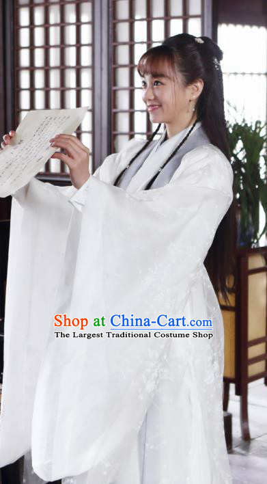 Chinese Ancient Fairy Garment Costumes and Hair Accessories Drama I am A Pet At Dali Temple Female Swordsman Ru Xiaolan White Dress