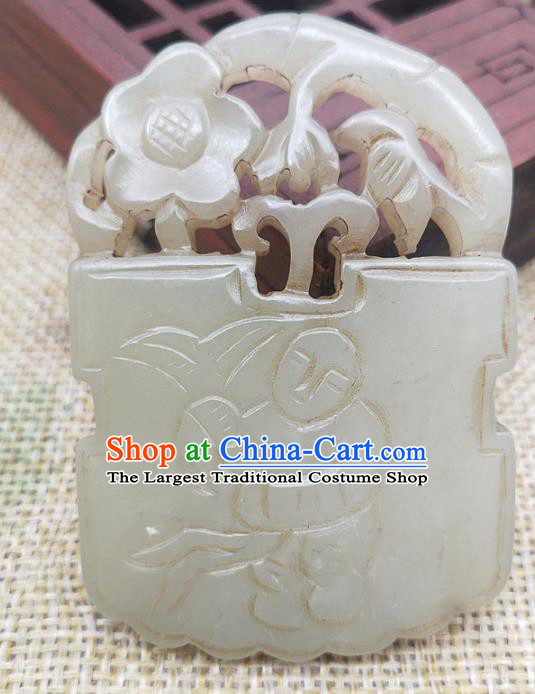 Chinese Handmade Jade Flowers Handgrip Craft Jade Necklace Accessories Carving Jade Label Pendant