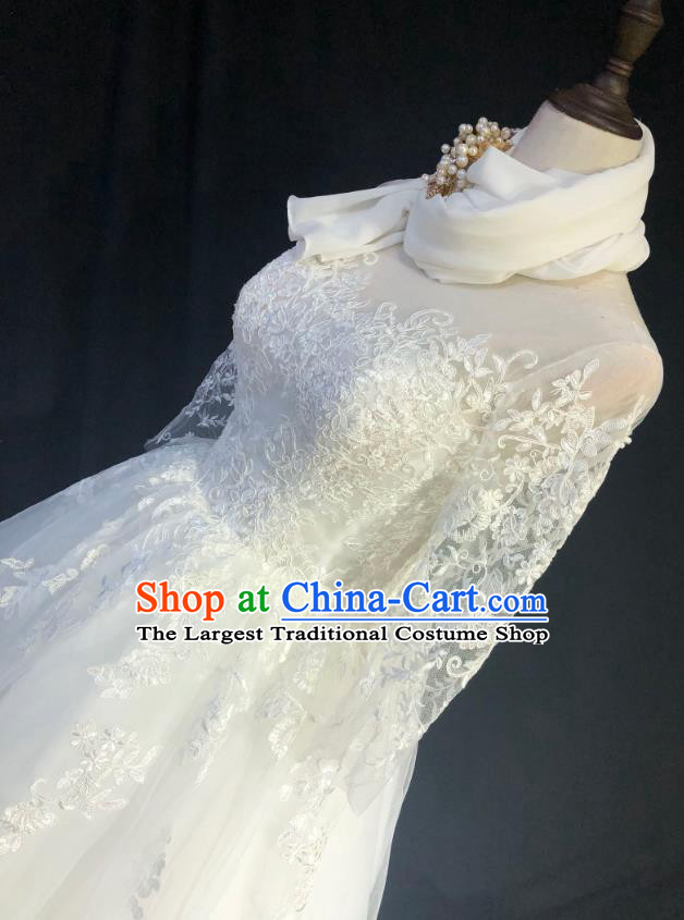 Top Grade Bride Embroidered Lace Wedding Dress Bridal Full Dress Wedding Costume for Women