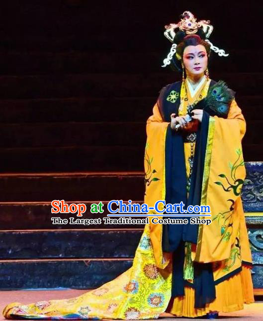 Qu Yuan Chinese Shaoxing Opera Imperial Empress Actress Dress Garment and Headpieces Yue Opera Hua Tan Queen Apparels Costumes