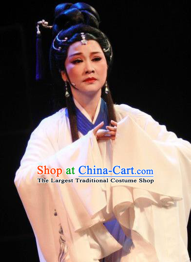 Tong Que Tai Chinese Shaoxing Opera Young Beauty Apparels Costumes and Headpieces Yue Opera Hua Tan Diao Chan White Dress Garment