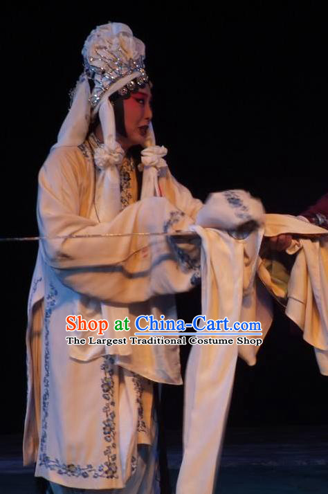 Injustice of Dou E Chinese Kunqu Opera Distress Maiden Costumes Peking Opera Garment Tsing Yi Apparels and Headwear