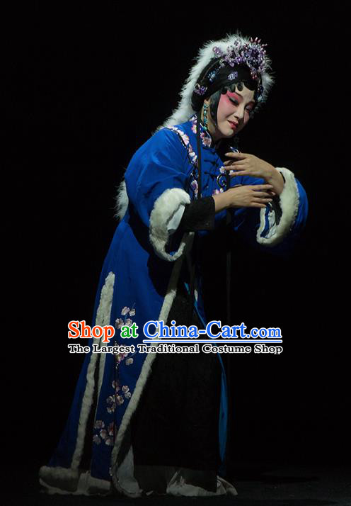 Chinese Kun Opera Distress Maiden Blue Apparels Costumes and Headdress Continue the Pipa Traditional Kunqu Opera Litteratrice Cai Wenji Dress Garment