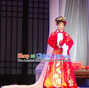 Chinese Shaoxing Opera The Peacocks Fly To The Southeast Hua Tan Red Dress Yue Opera Apparels Garment Wedding Costumes and Headpieces