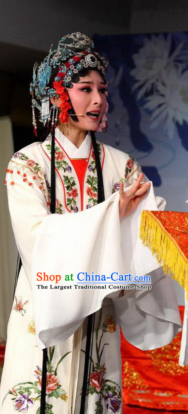 Chinese Shaoxing Opera Patrician Female White Dress The Jade Hairpin Yue Opera Hua Tan Costumes Apparels Actress Garment and Headdress