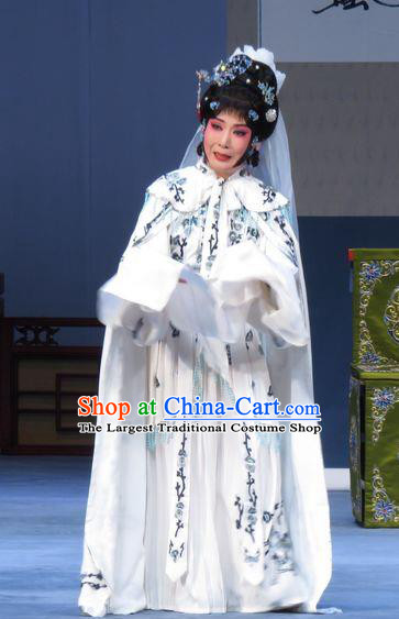 Chinese Ping Opera Distress Maiden Costumes Apparels and Headpieces Xue Yu Bing Shuang Traditional Pingju Opera Diva Qin Xuemei White Dress Garment