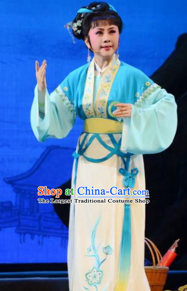Chinese Shaoxing Opera Peasant Woman Dress Garment Yue Opera Feng Xue Yu Qiao Ji Yu Tianxian Costumes Civilian Female Apparels and Hair Jewelry