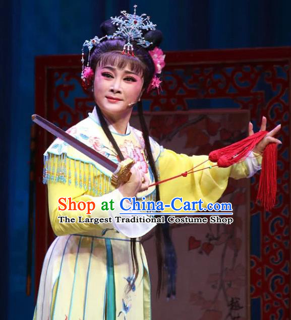 Chinese Shaoxing Opera Princess Liu Jinding Actress Apparels Yellow Dress Costumes and Hair Accessories San Kan Yu Mei Yue Opera Hua Tan Garment