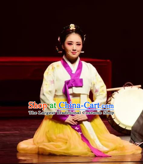 Chinese Shaoxing Opera Courtesan Geisha Chun Xiang Dress Hanbok Apparels and Headpieces Chunh Yang Yue Opera Korean Garment Costumes