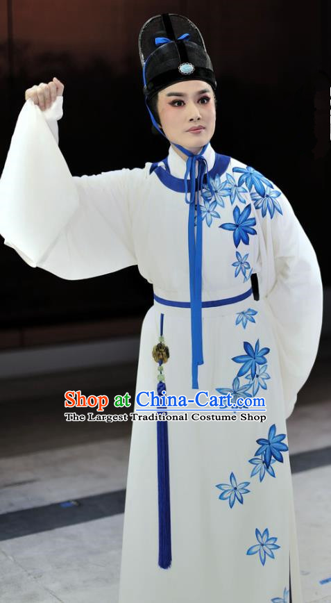 Liu Yong Chinese Yue Opera Young Male Role Xiao Sheng Garment and Hat Shaoxing Opera Scholar Poet Apparels Costumes