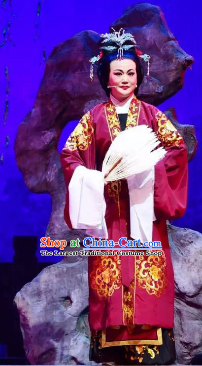Chinese Shaoxing Opera Laodan Old Dame Garment and Headdress Tao Li Mei Yue Opera Costumes Elderly Female Dress Apparels