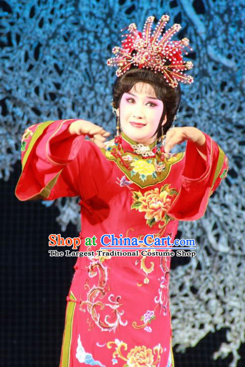Chinese Beijing Opera Wedding Apparels Yue Zhao Sai Bei Costumes and Headdress Traditional Peking Opera Young Female Red Dress Bride Garment