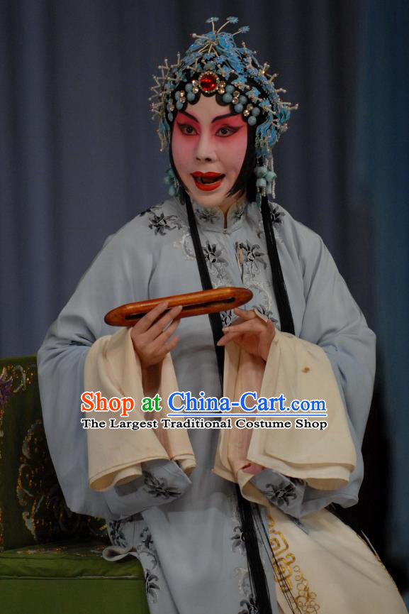 Chinese Beijing Opera Liu Lanzhi Tsing Yi Apparels Costumes and Headpieces Traditional Peking Opera Young Mistress Dress Distress Maiden Garment