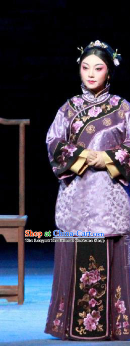 Chinese Beijing Opera Young Mistress Bai Yufen Apparels The Grand Mansion Gate Costumes and Headdress Traditional Peking Opera Rich Female Dress Garment