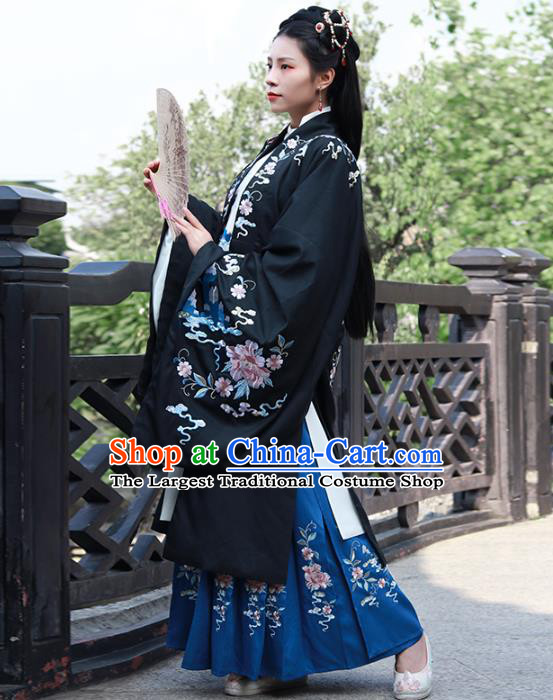 Traditional Chinese Ancient Patrician Female Embroidered Hanfu Dress Garment Song Dynasty Noble Infanta Historical Costumes for Women