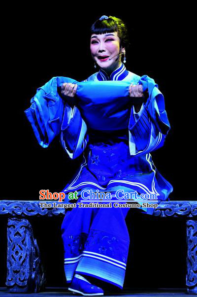 Chinese Ping Opera Elderly Female Apparels Costumes and Headpieces Jin E Traditional Pingju Opera Foster Woman Dress Garment