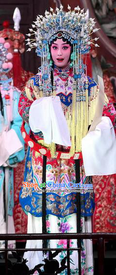 Chinese Beijing Opera Princess Daizhan Apparels Costumes and Headdress Hong Zong Lie Ma Traditional Peking Opera Hua Tan Dress Garment