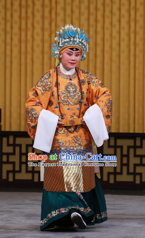Chinese Beijing Opera Queen Mother Apparels Elderly Female Costumes and Headdress Fa Men Temple Traditional Peking Opera Noble Woman Dress Garment