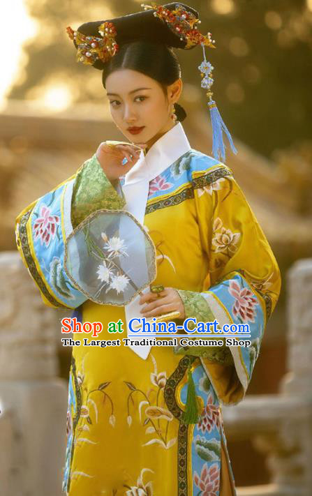 Chinese Traditional Qing Dynasty Manchu Lady Apparels Imperial Consort Historical Costumes Ancient Court Woman Hanfu Dress and Headpieces Complete Set