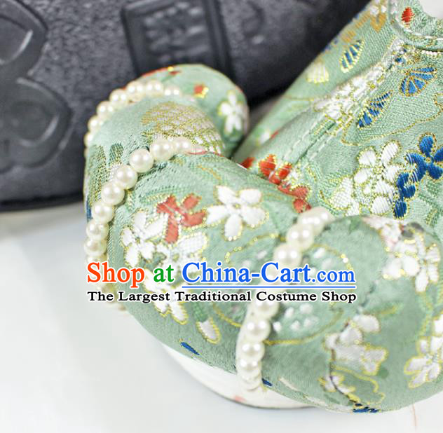 Chinese Traditional Handmade Green Satin Shoes Women Hanfu Shoes Ancient Princess Pearls Shoes Embroidered Shoes