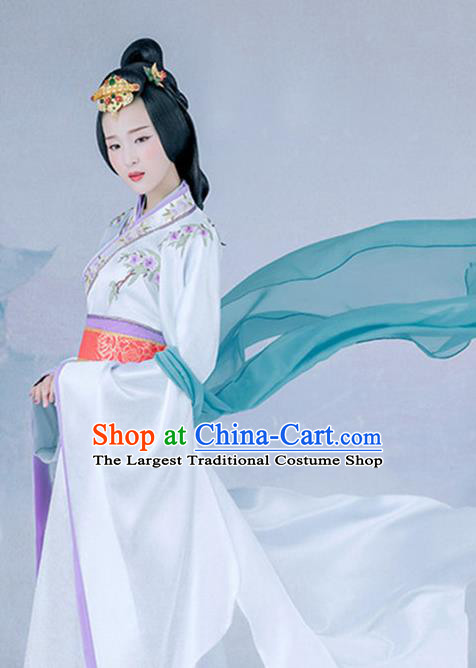 Chinese Traditional Han Dynasty Royal Queen Hanfu Dress Apparels Ancient Imperial Consort Historical Costumes and Headpieces Complete Set
